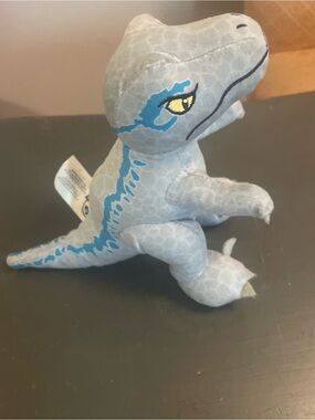 Jurassic World 8" Blue Velociraptor Plush Stuffed Dinosaur Universal Studios